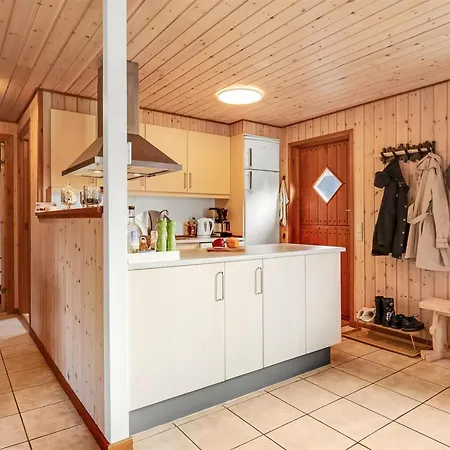 Engeline - 300m To The Fjord By Interhome * Вемб