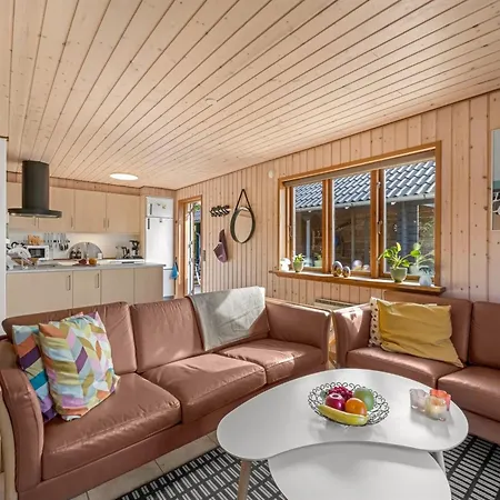 Engeline - 300m To The Fjord By Interhome Dom wakacyjny
