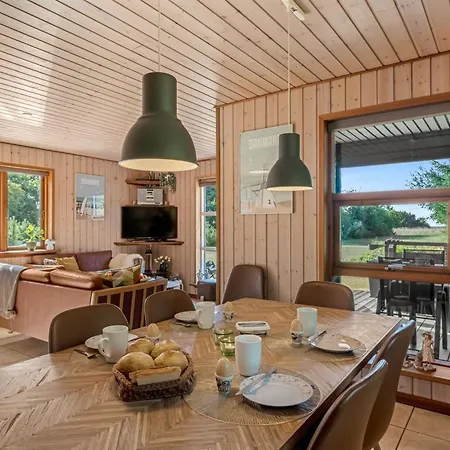 Engeline - 300m To The Fjord By Interhome Feriehus